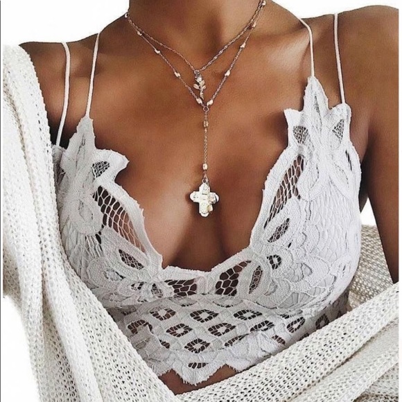 White Twist Sweater - Picture 7 of 8